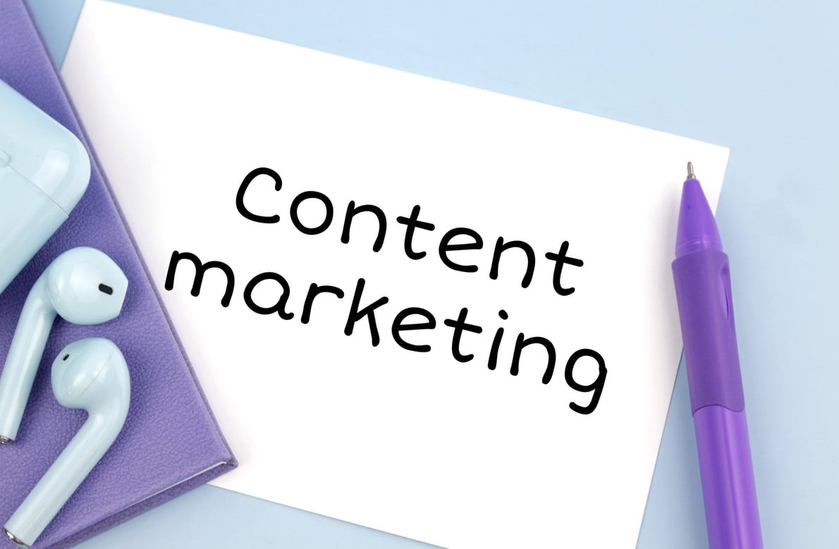 content marketing workflow desk